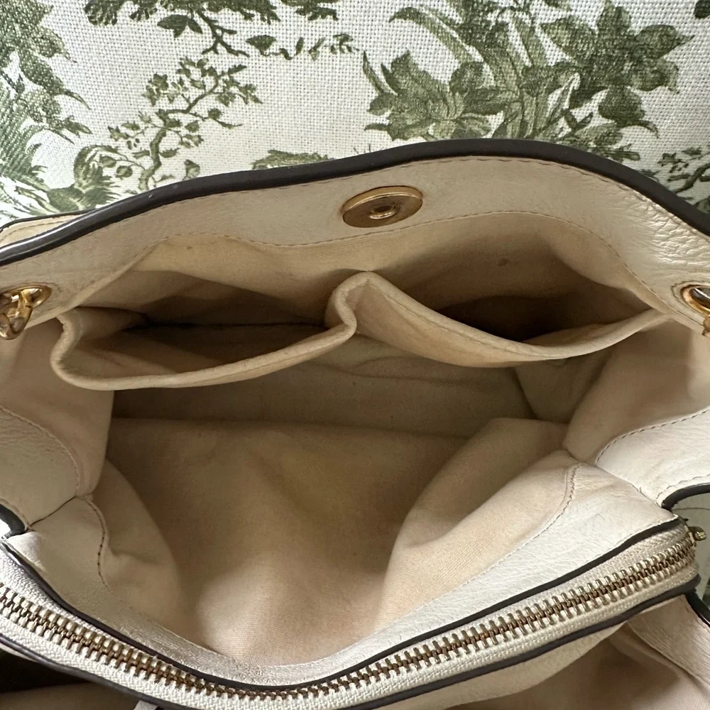 Tory Burch Chelsea Pebble Leather Slouchy Tote Shoulder Bag in Ivory - Picture 12 of 12